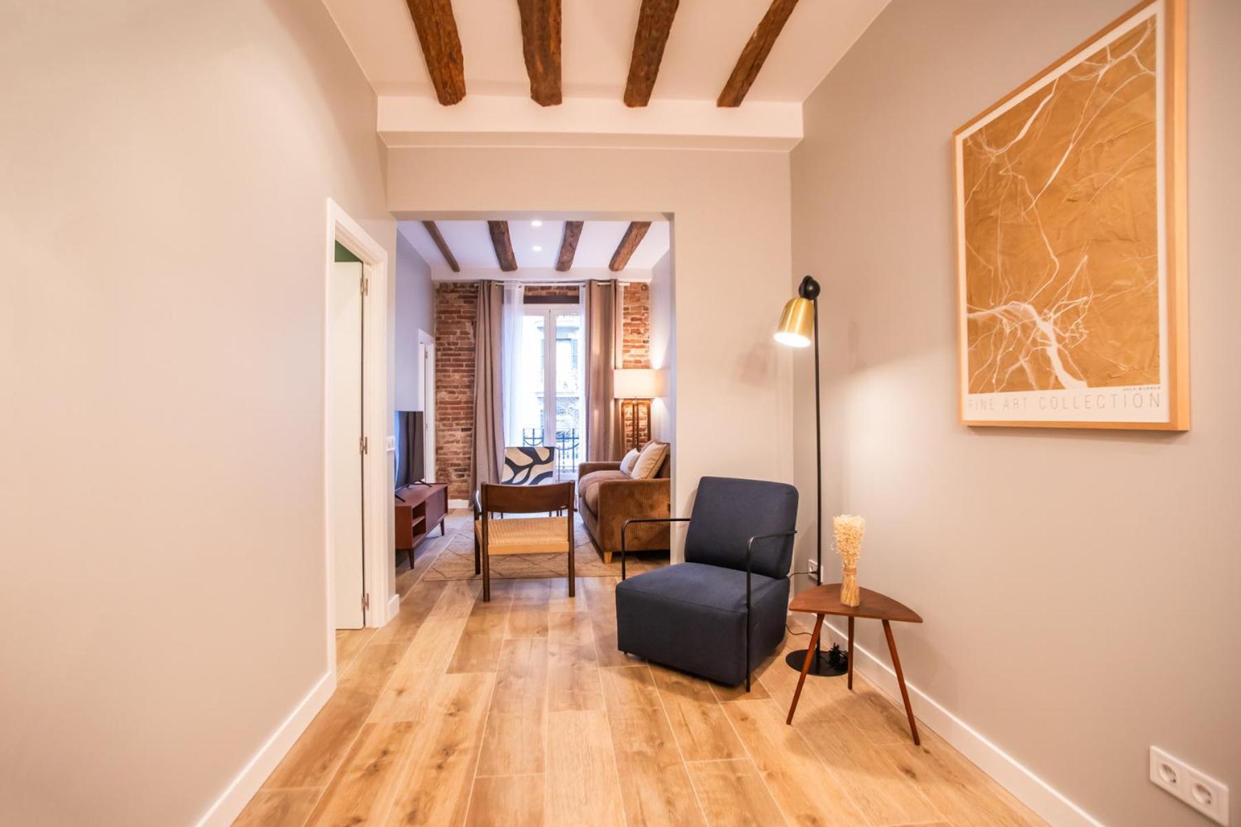 P3mal1076- Beautiful 2br Newly Refurbished Apartamento *