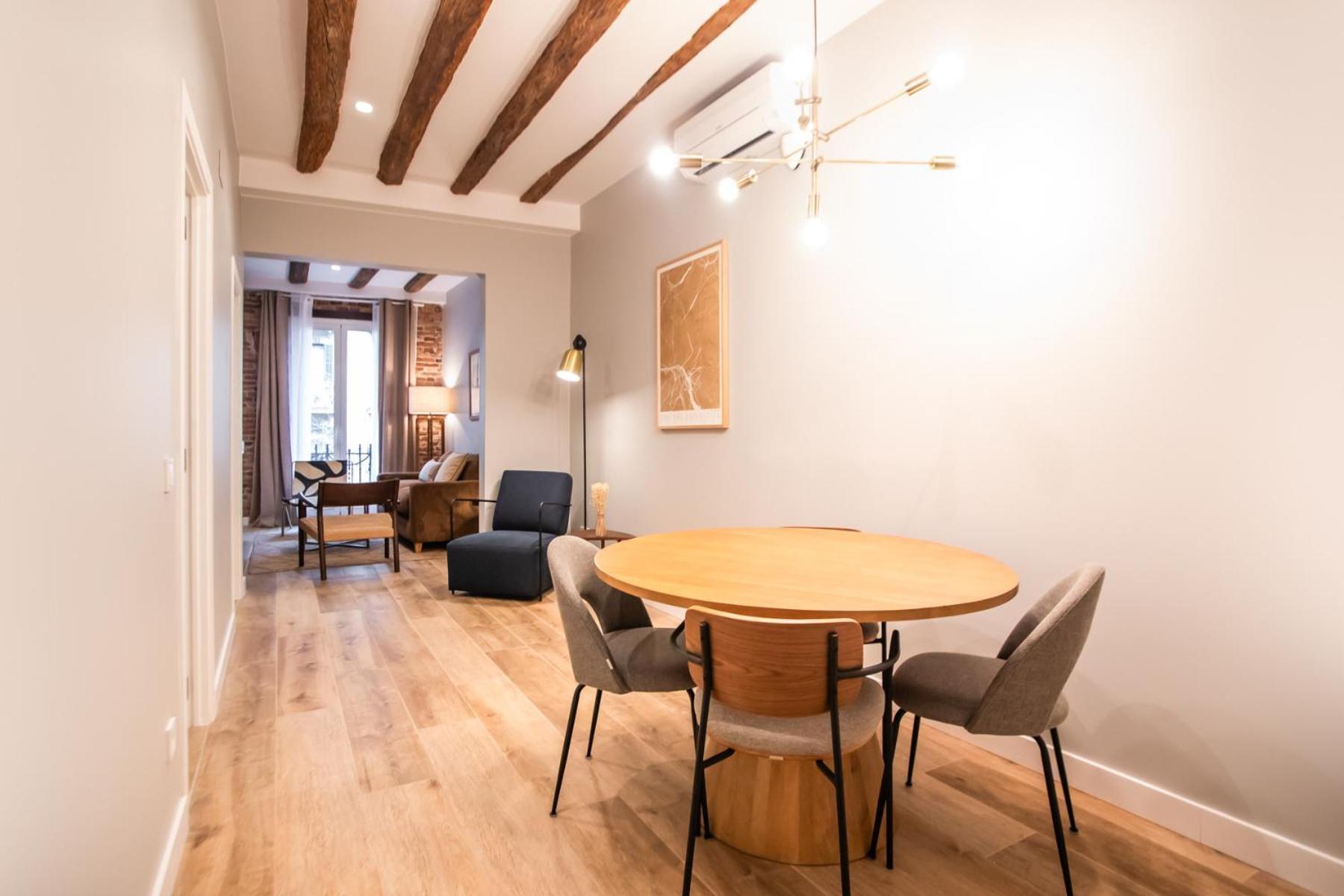 P3mal1076- Beautiful 2br Newly Refurbished Barcelona